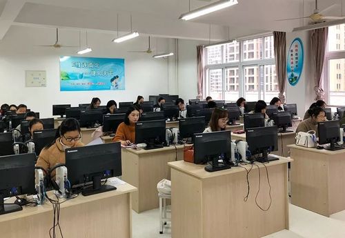 2018年台州市小学教师信息技术应用创新大赛我校举行